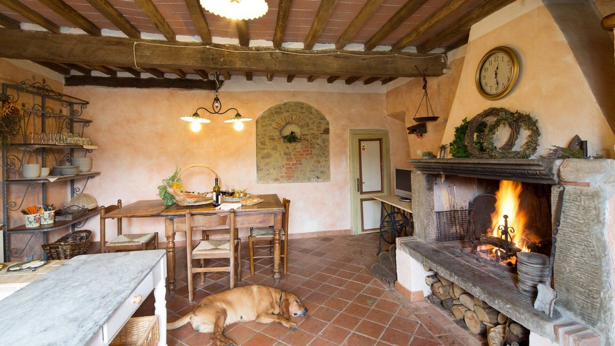 Boveglio House | Stone house with 4 double bedrooms and kitchen with fireplace