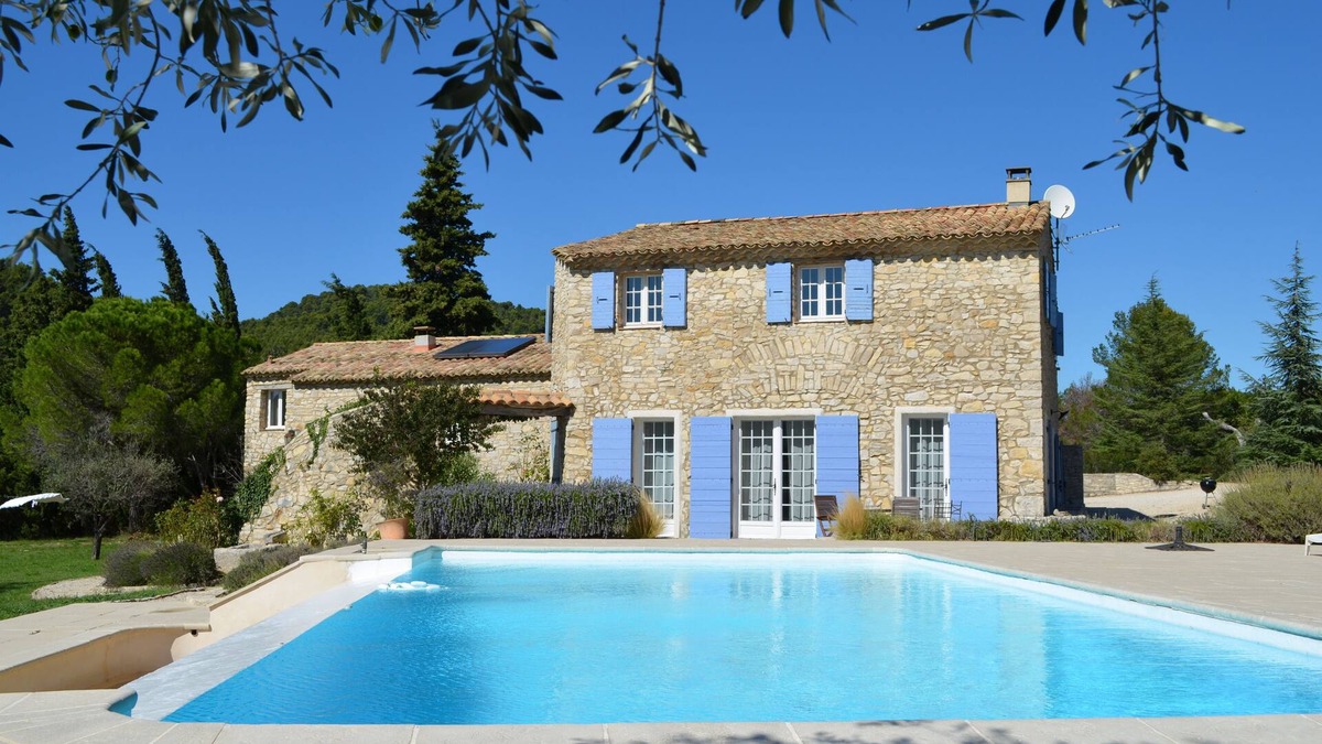 Seguret House | Stone house with beautiful swimming pool and surrounding panorama