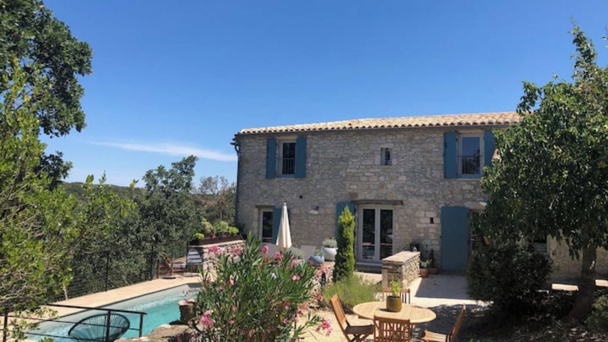 Lussan Cottage | Stone house with private pool overlooking the valley