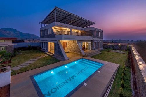 Igatpuri Villa | STONE Mansion by Phoenix Stays Igatpuri
