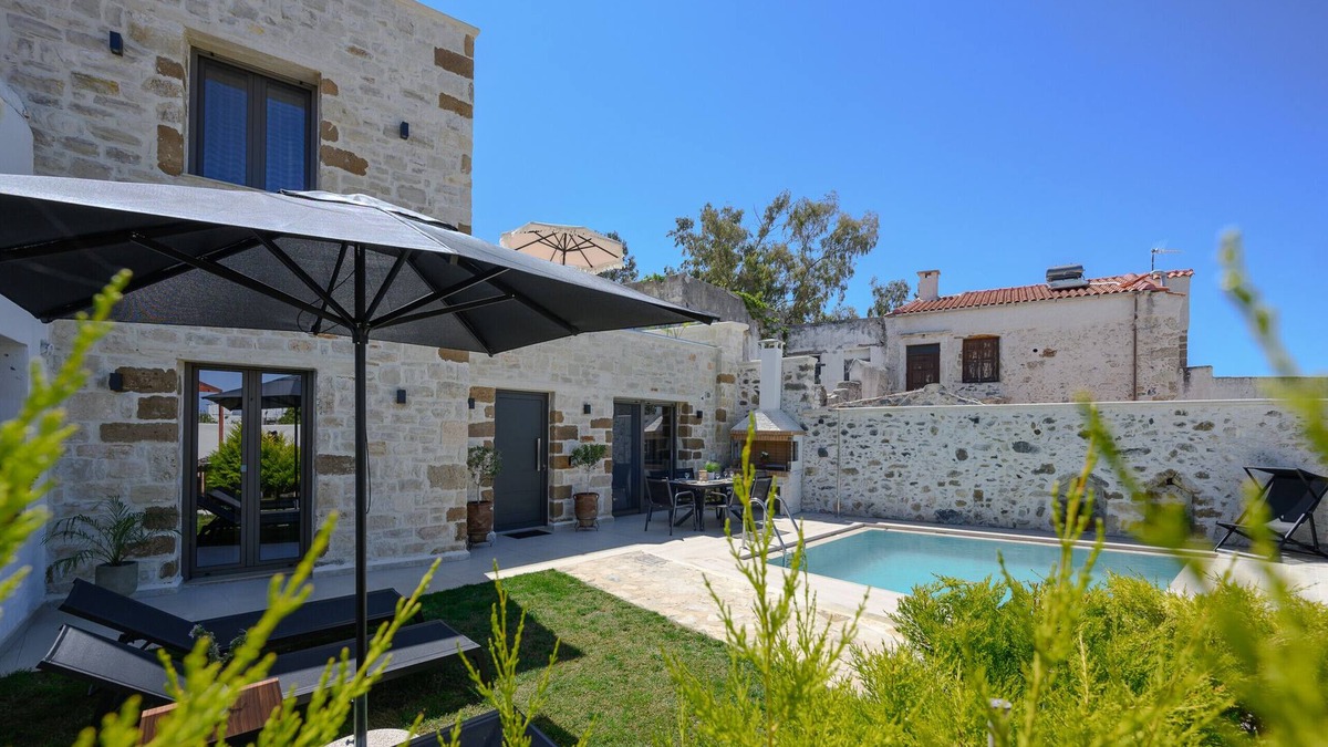 Pigi Villa | Stone project villa, pool,near tavern,supermarket