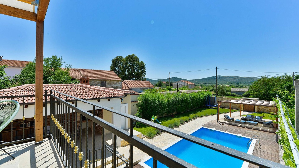 Zemunik Donji Villa | Stone villa Anita with pool, Zadar county