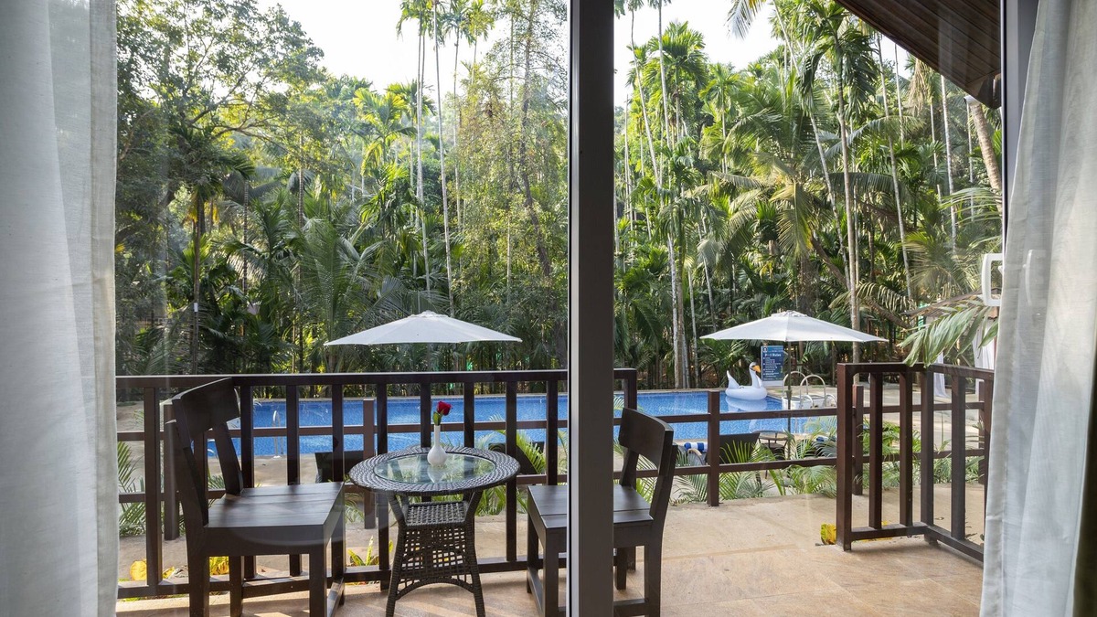 Hireguthi Hotel | Stone Wood Nature Resort