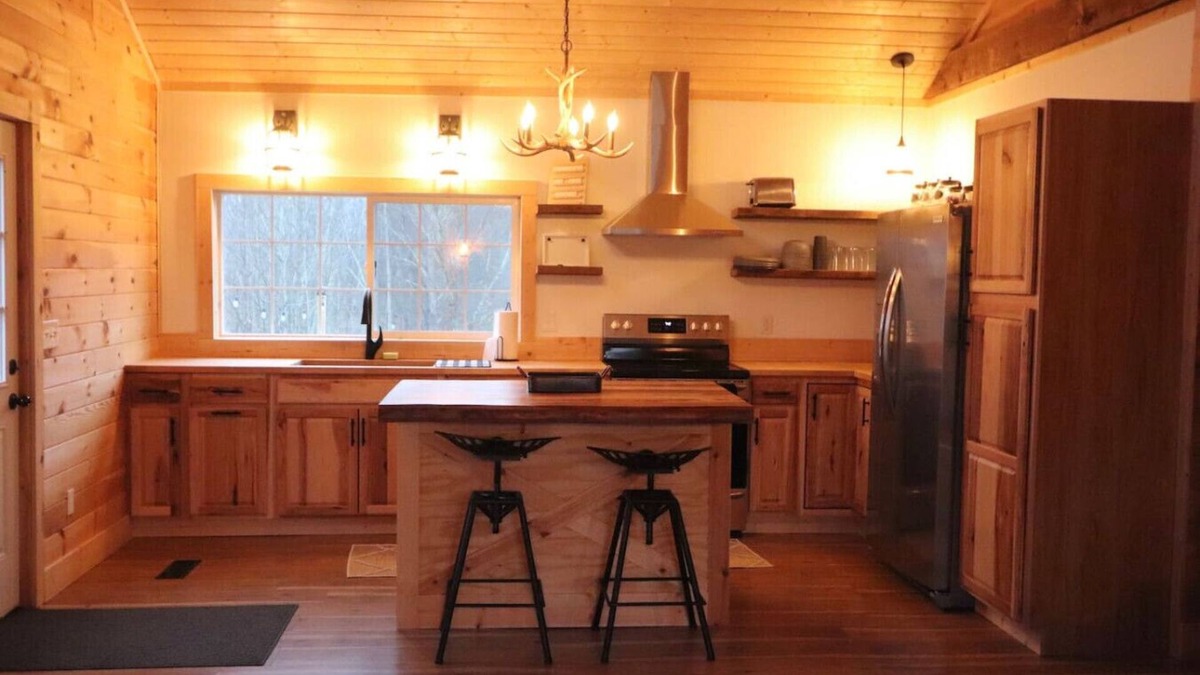 Bon Aqua Cabin | Stonebrook Hollow Cabin