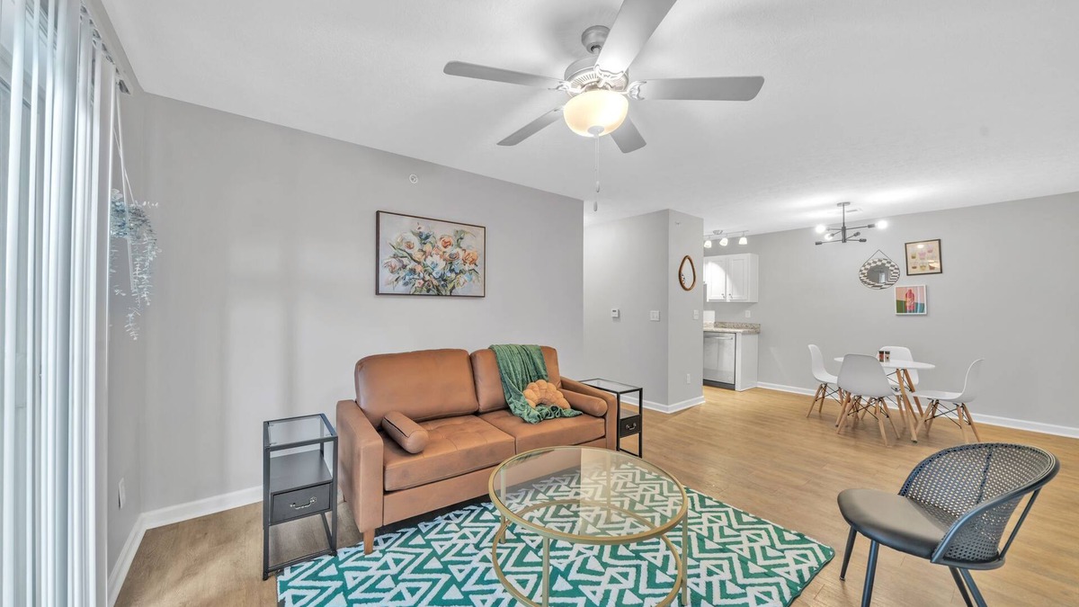 New Albany Apartment | Stonecrest 722, Modern 2Bd Apt I Parking I Gym