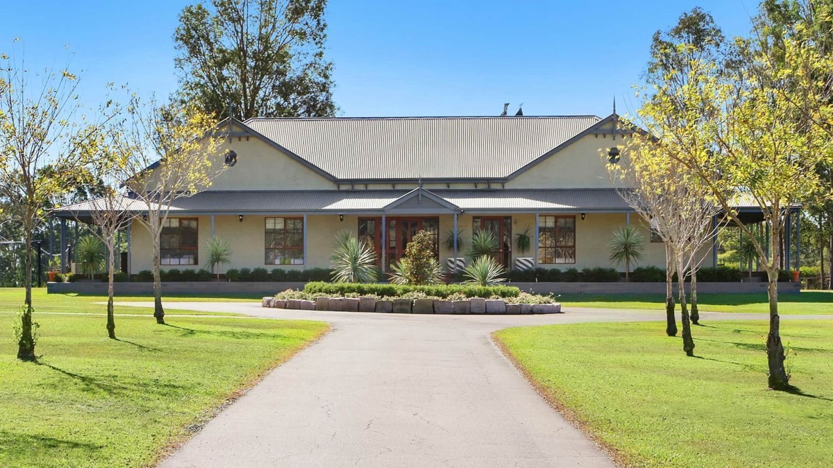 Nulkaba House | Stonegate Estate - Elegant Homestead