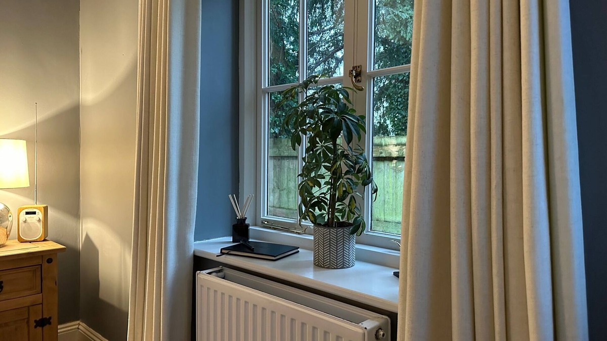 Winterbourne Earls Cottage | Stonehenge Cottages