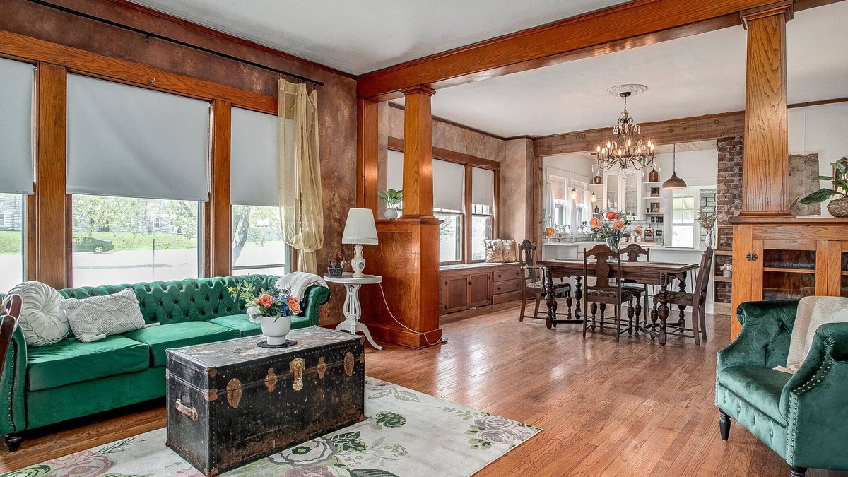 Independence House | Stonehouse - A Stunning 1920's Dream