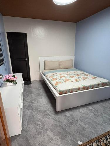 Real Hotel | Stonehouse Tower