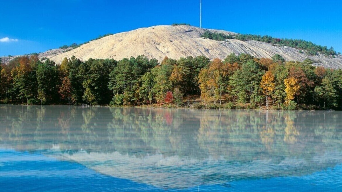 Stone Mountain Historic Village House | Stonemountain Home-Walk to the Mountain