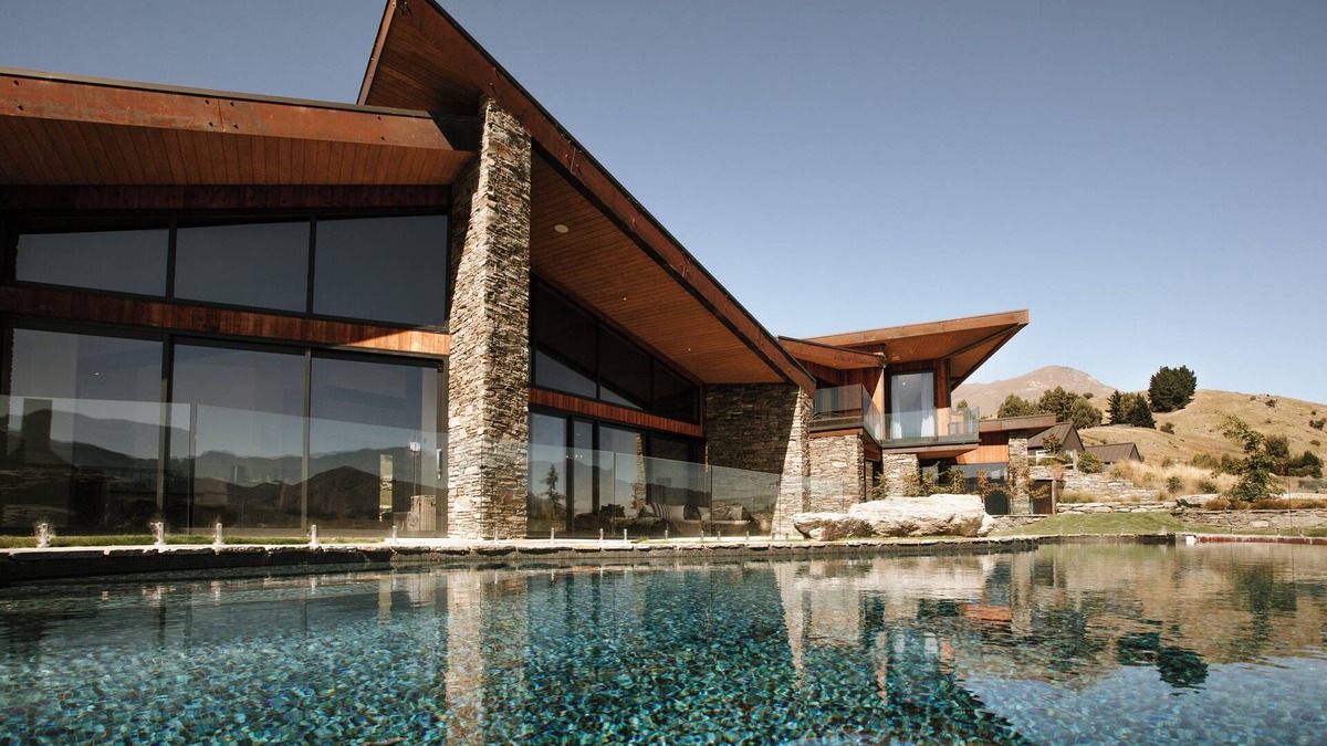 Lake Hayes Cabin | Stoneridge Estate
