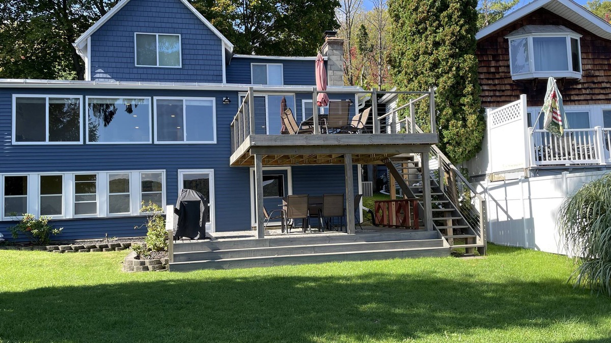 Conesus Cottage | Stoney Beach Cottage on Conesus Lake - Sleeps 12