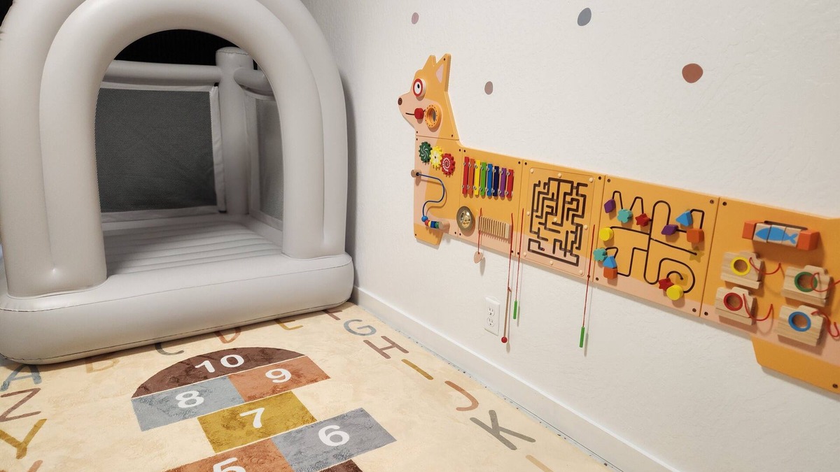 Volcano House | Stop Looking, you've found it! Pool Table, Gameroom, & Toddler Playroom.