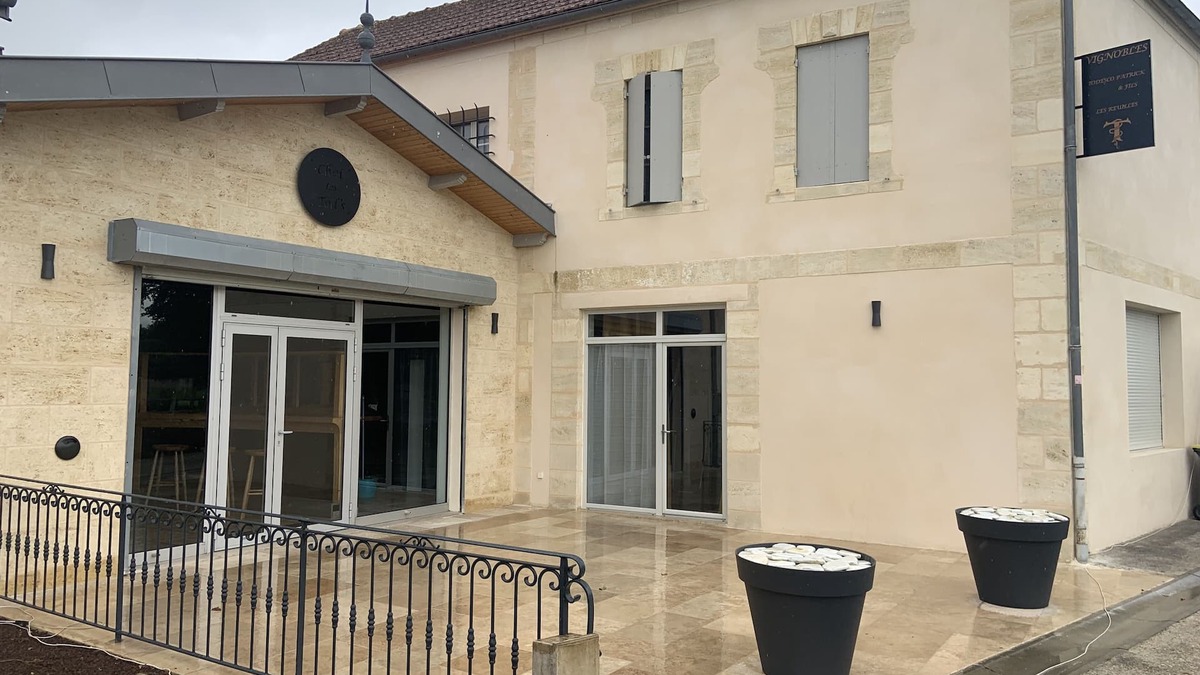Saint-Pey-d'Armens House | Stopover gîte at the foot of St EMILION