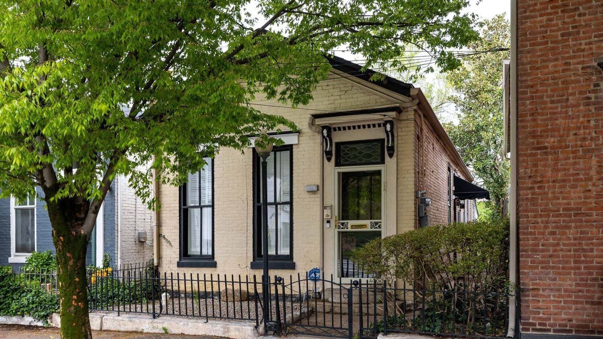 Butchertown House | Story of Butchertown. Cozy, stylish and a great location.