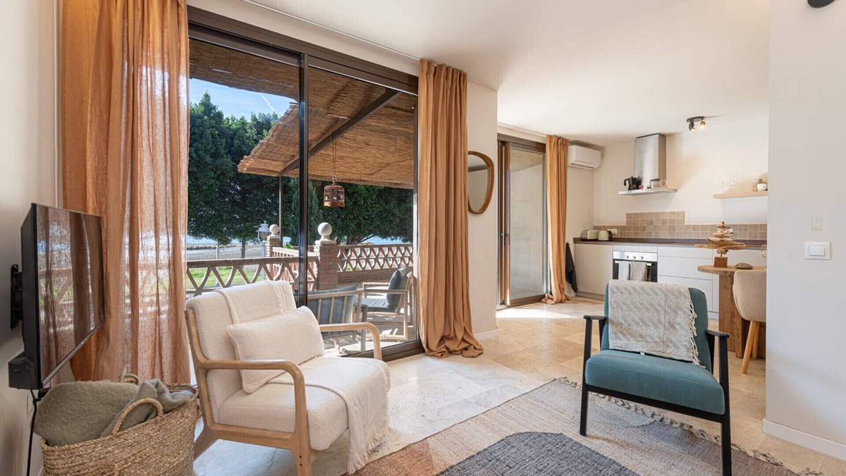 Playas del Palo Apartment | Strand