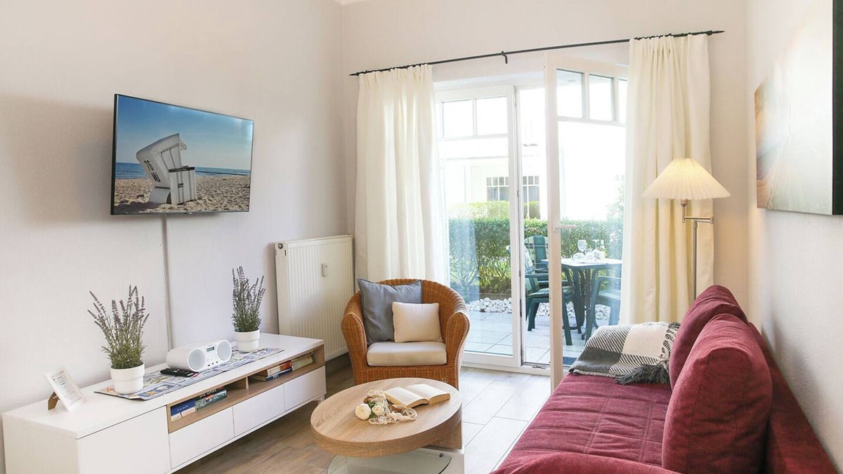 Kuhlungsborn Ost Apartment | Strandstr.32WE 3: modern, high-quality furnished 2-room apartment close to the beach