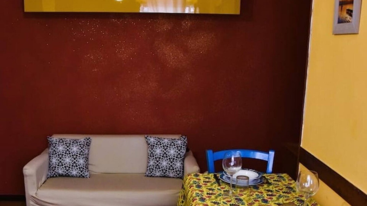 Pontedera Apartment | Strategic two-room apartment in the Center [Between Pisa and Florence].