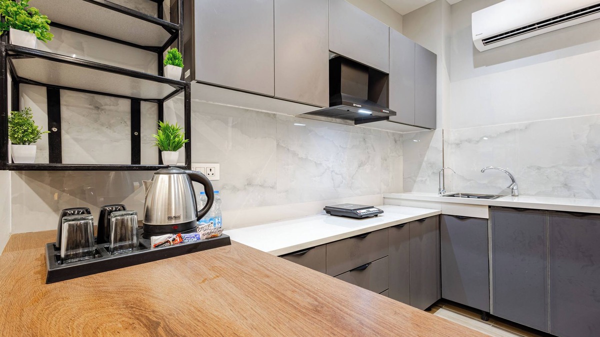 Sector 51 Hotel | Street Studio by Lime Tree Hotels