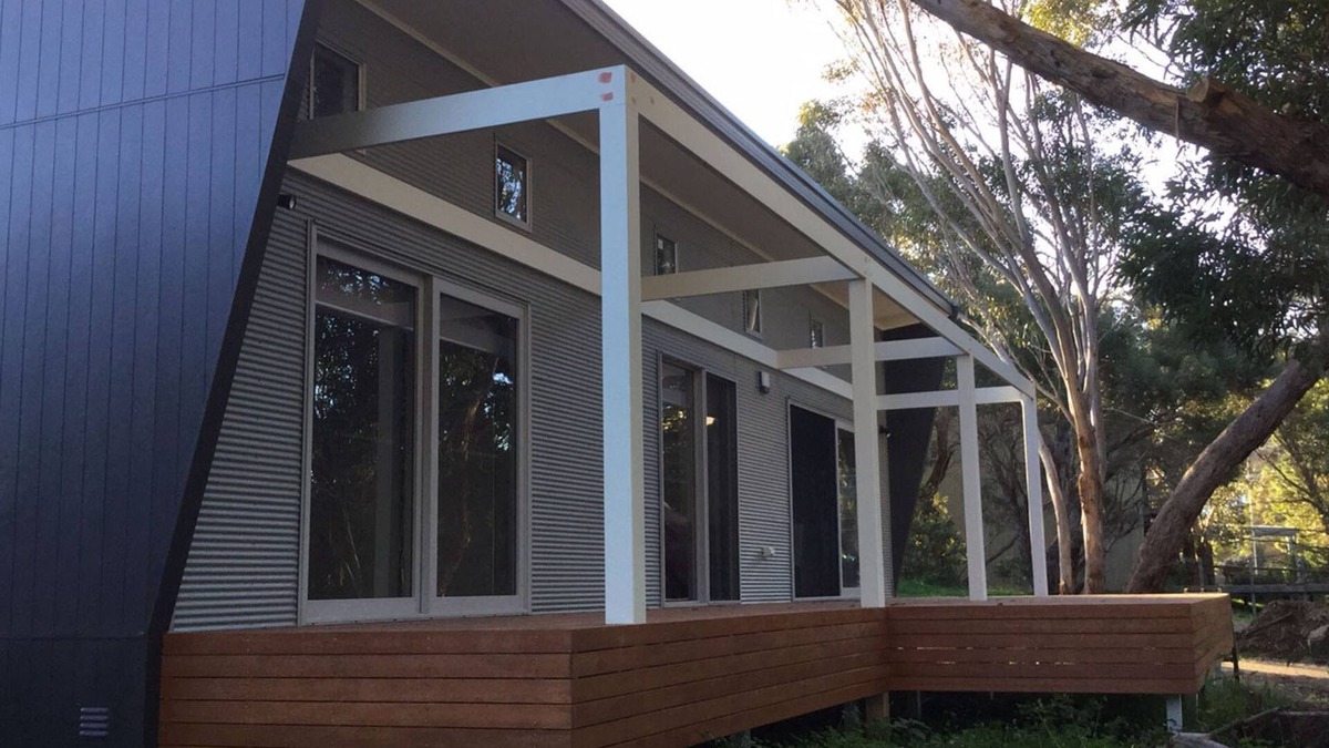 American River House | Stringy Bark, a Modern House with all the comforts!