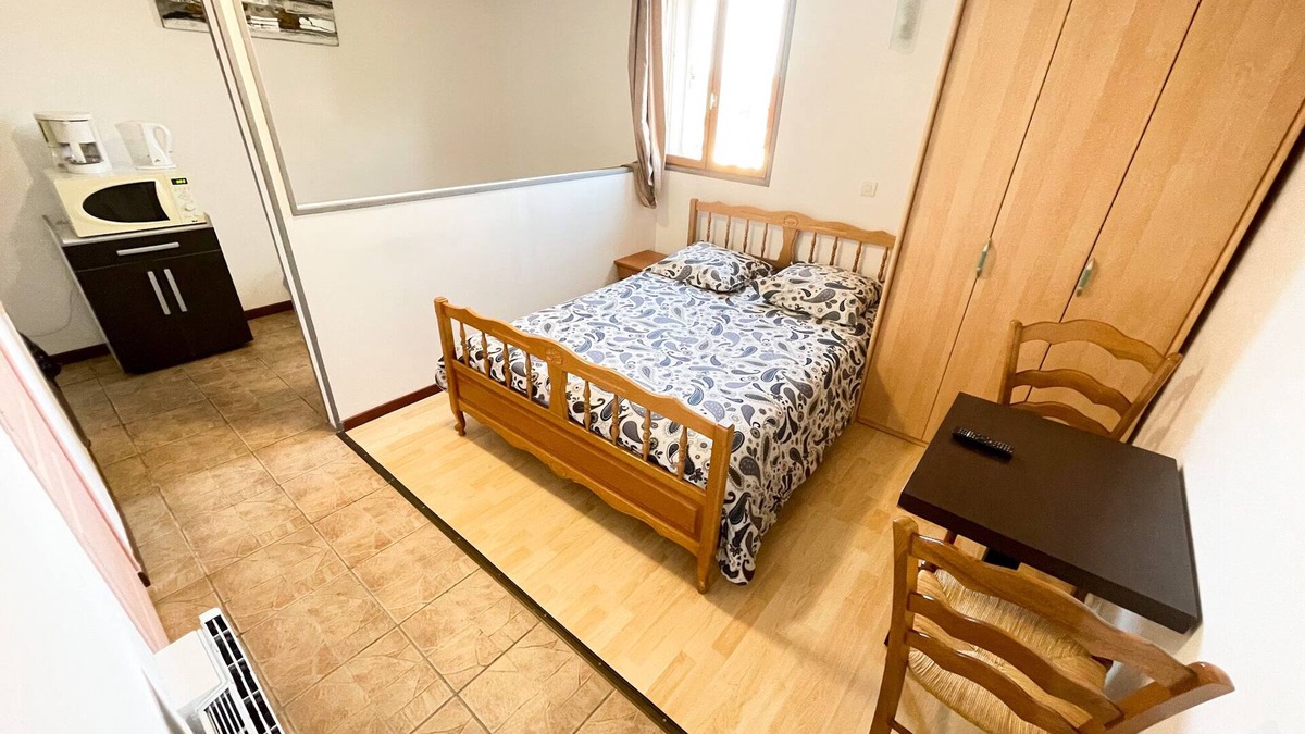 Saint-Martin-en-Campagne Apartment | Studio-Family-Countryside view-Ensuite with Shower