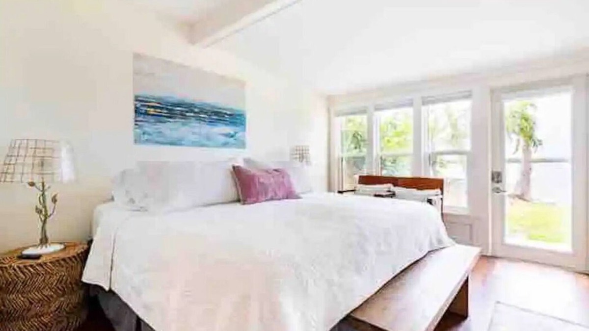 Biggar Cottage | Studio#1-Back Bay Sunsets in Matlacha