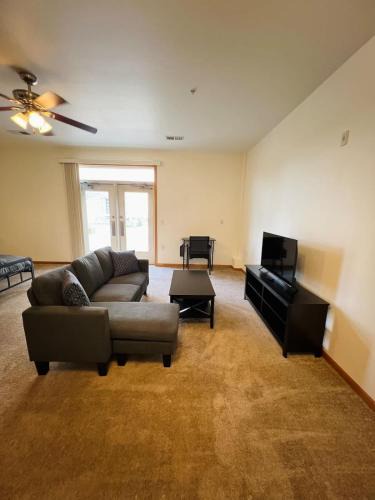 Oregon Apartment | Studio 104 at Foxboro