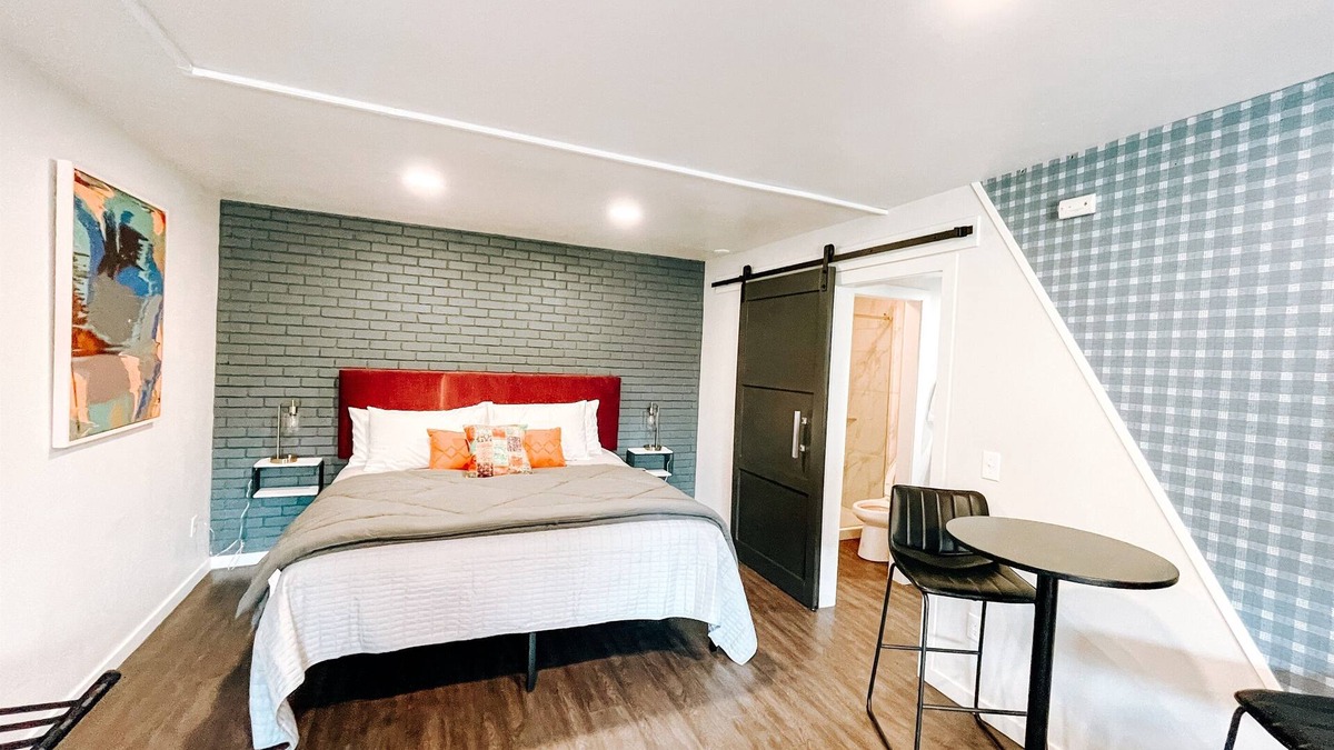 Downtown Oklahoma City Apartment | Studio #15 Modern Studio in OKC's Vibrant Midtown!