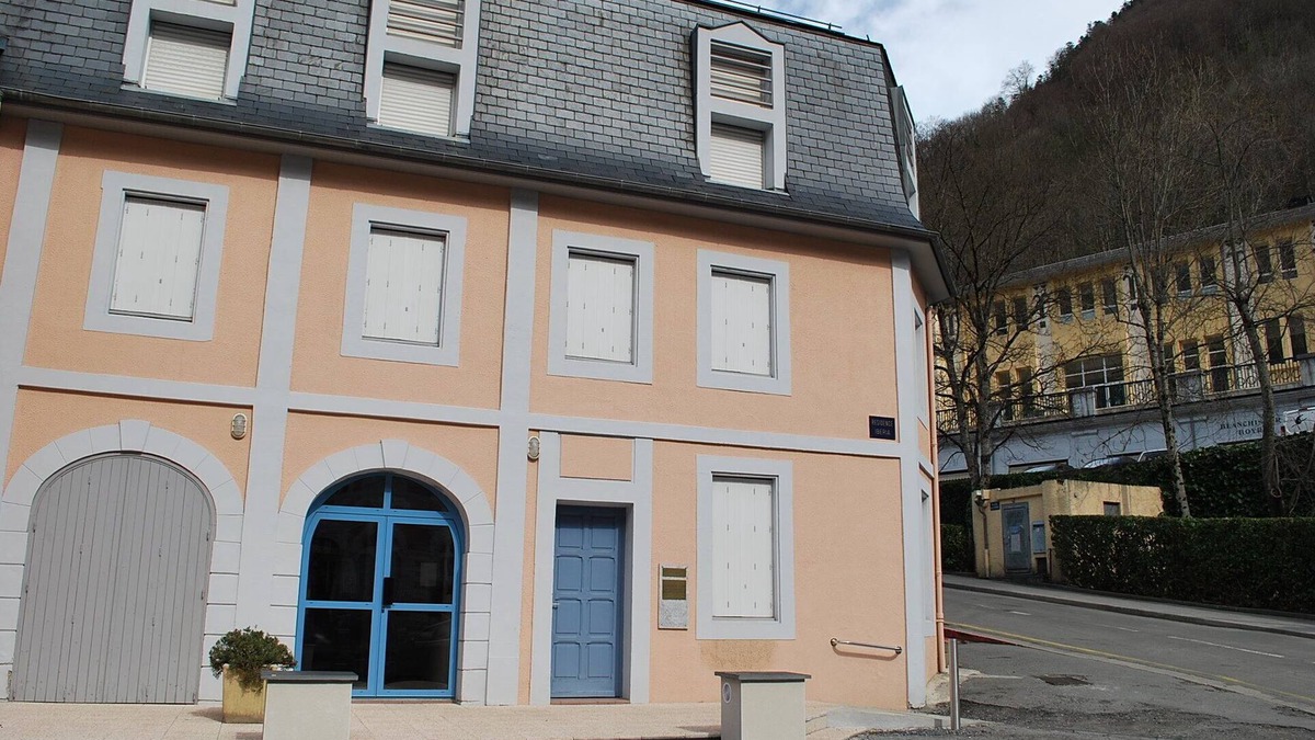 Cauterets Apartment | Studio 2 to 4 people 27m² with private parking