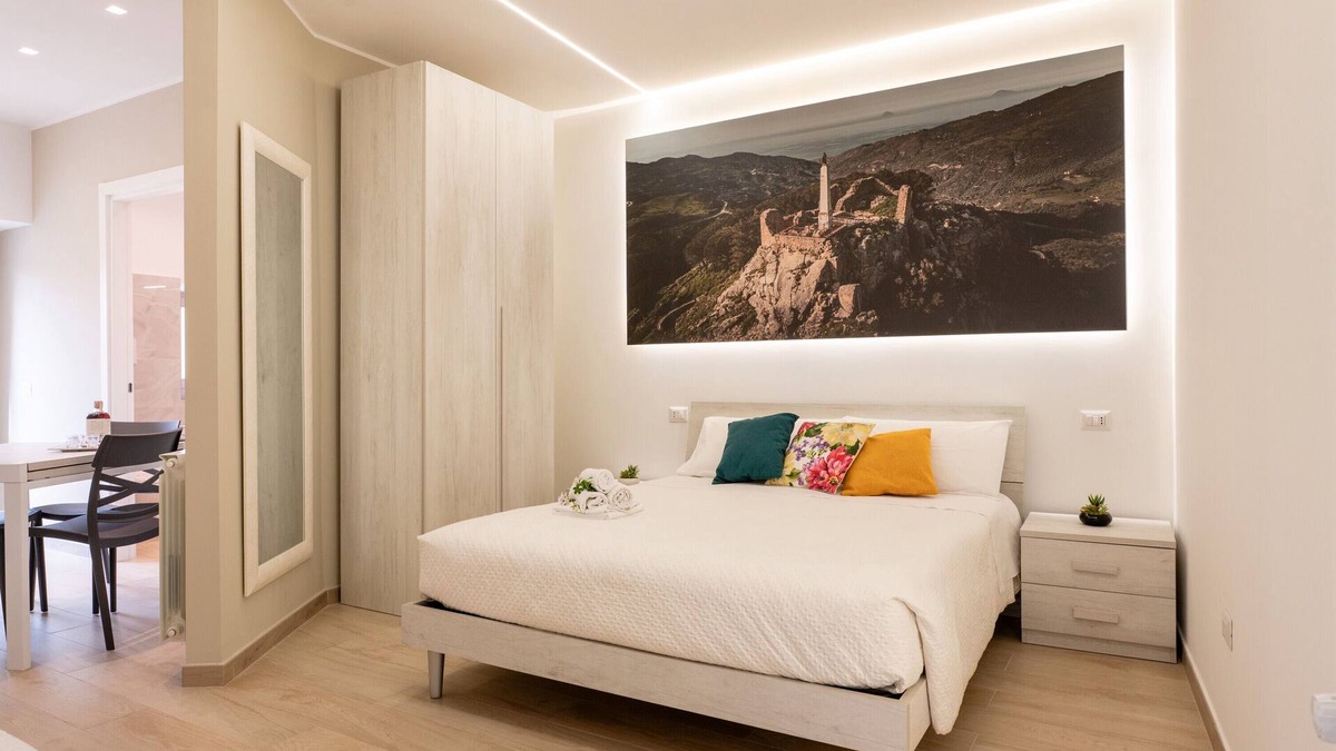 Mistretta Apartment | Studio 2 with Mountain View, Wi-Fi and Air Conditioning