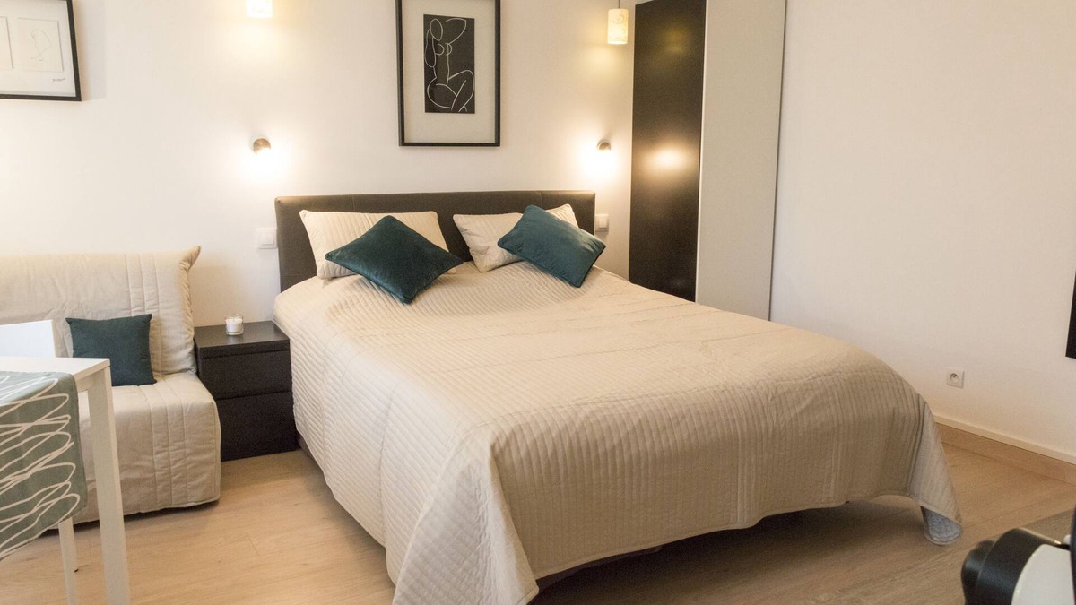 Vittel Apartment | Studio 21-Studio-Apartment-Ensuite with Bath-Garden view