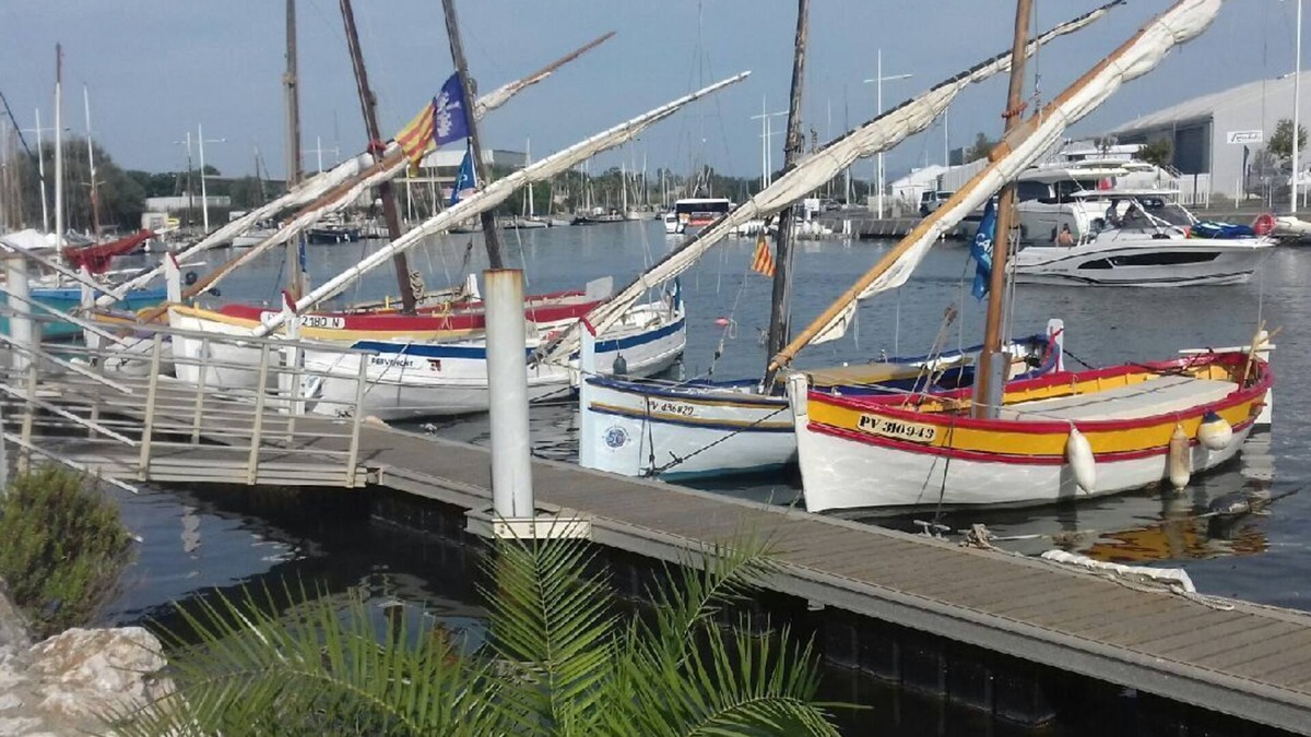 La Jetee Apartment | STUDIO 23 M2 AT THE PORT AND BEACH