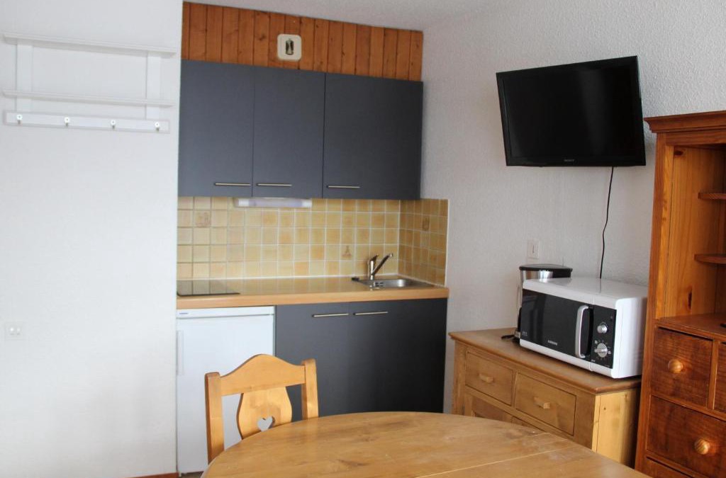 Lanslevillard Apartment | Studio 3 Personnes avec Balcon à Val Cenis Le Haut, Proche Pistes et Commerces - FR-1-508-182