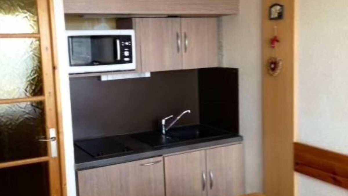 Eclose-Est Apartment | Studio 3 stars comfortable for 4 people - close to the ski lifts