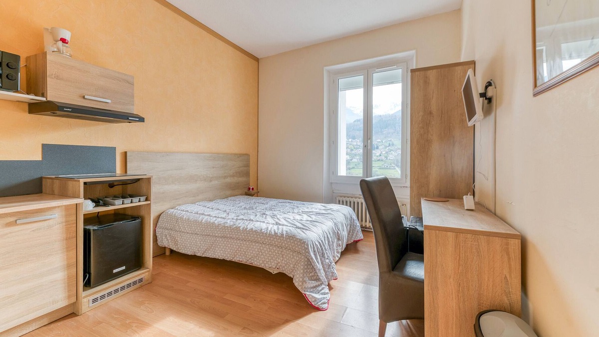 Arvillard Apartment | Studio '305' with shared pool, shared terrace, and Wi-Fi