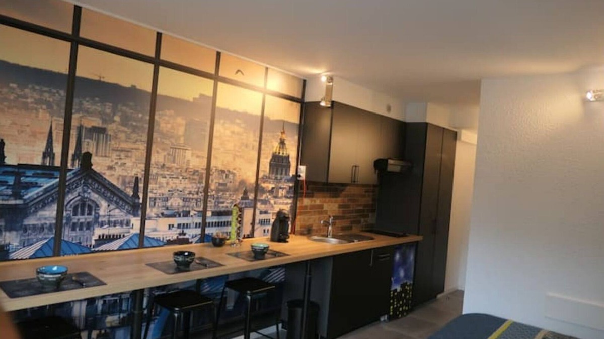 Carquefou Apartment | Studio 318 Industriel de 22m² + Parking Sécurisé