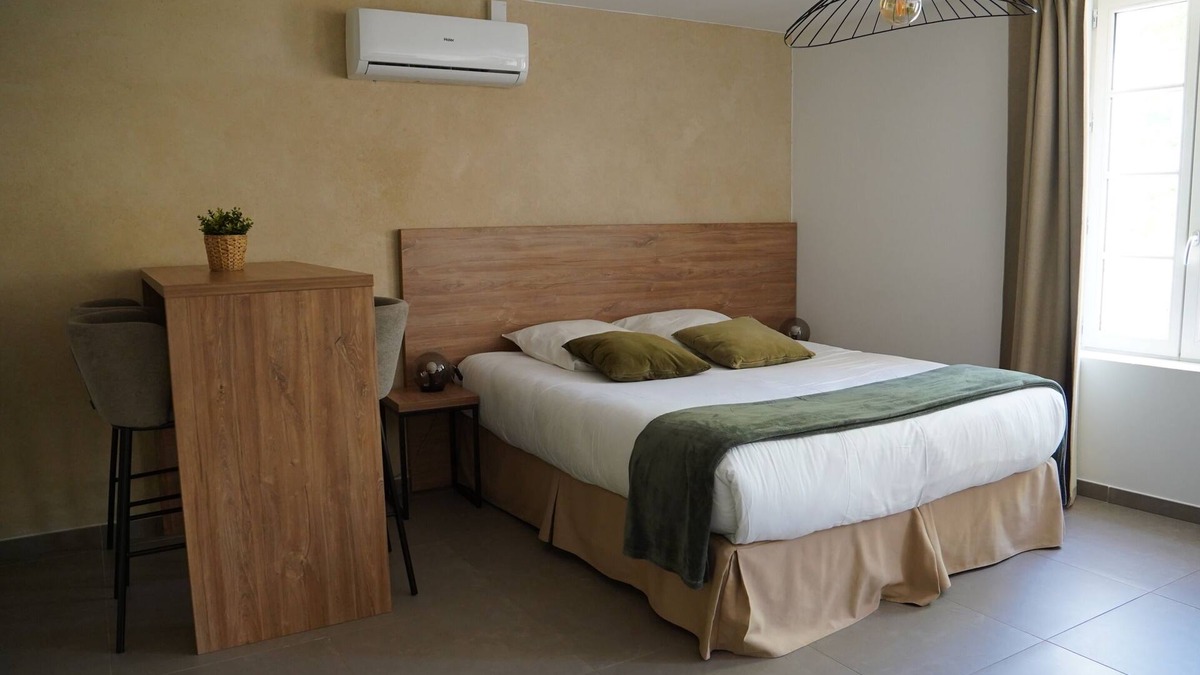 Velaux Apartment | Studio 35m2 air-conditioned and fully equipped