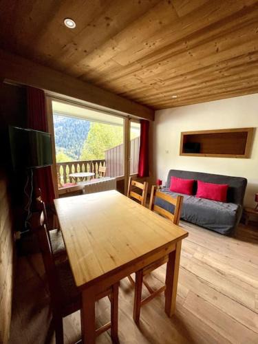 Champagny-en-Vanoise Apartment | Studio 4 p avec terrasse proche remontée mécanique