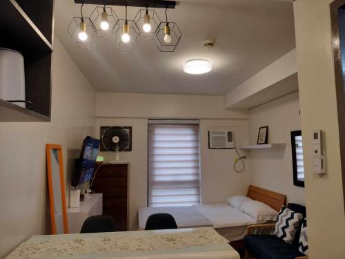 South Triangle House | Studio 7 Condominium