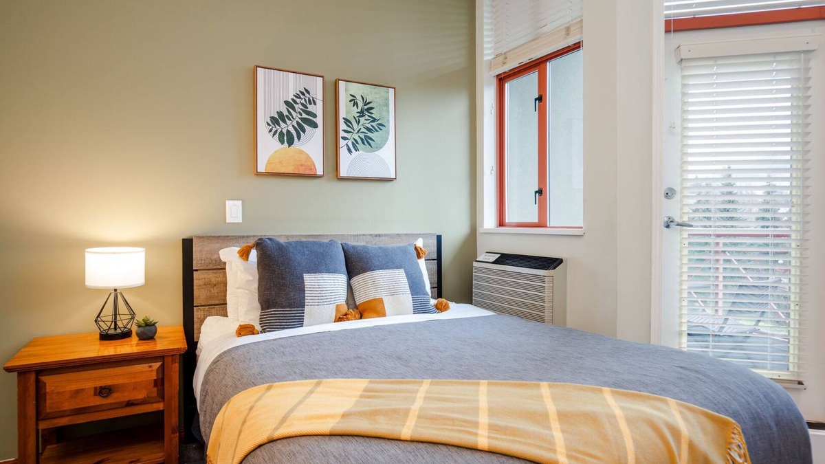 Village North Condo | Studio | Alpenglow Lodge | Private Balcony w/Mountain views | AC | Gym | Central Location