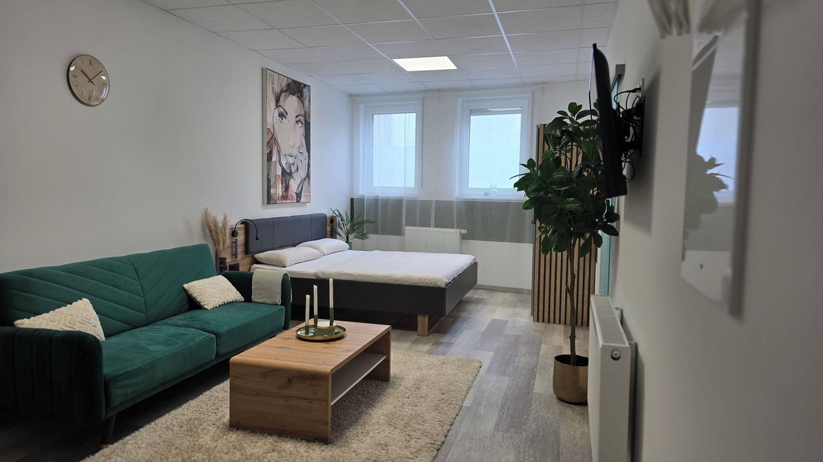 Ramstein-Miesenbach Hotel | Studio/apartment in the heart of Ramstein