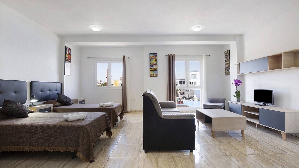 Puerto del Rosario Apartment | Studio Apartment Betty G in Central Location & with Wi-Fi