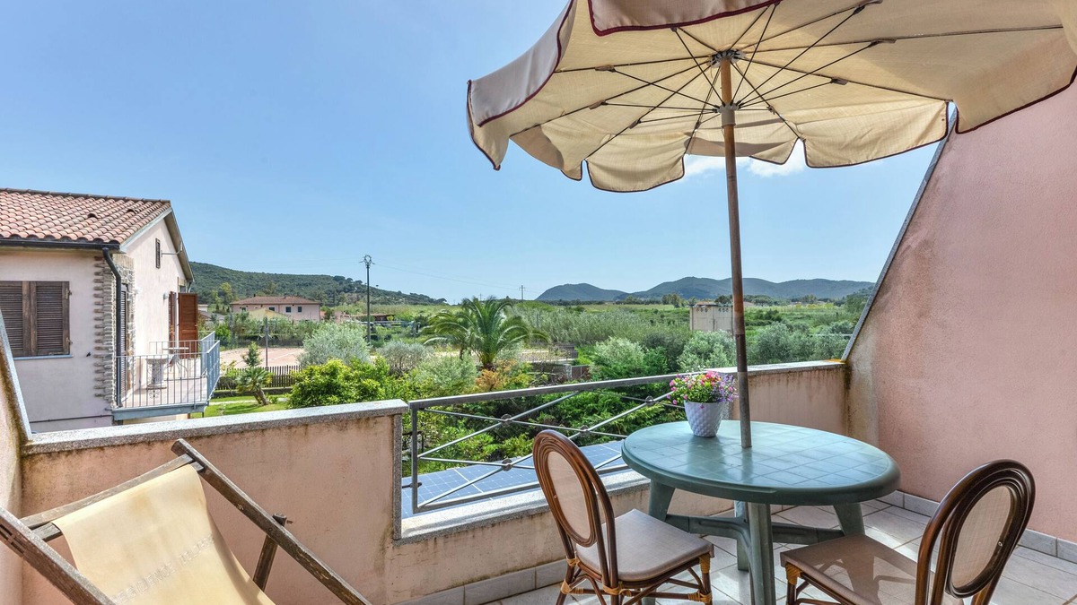 Bonalaccia-Filetto Apartment | Studio Apartment 'Monolocale Dolores' with Shared Pool, Wi-Fi and Air Conditioning