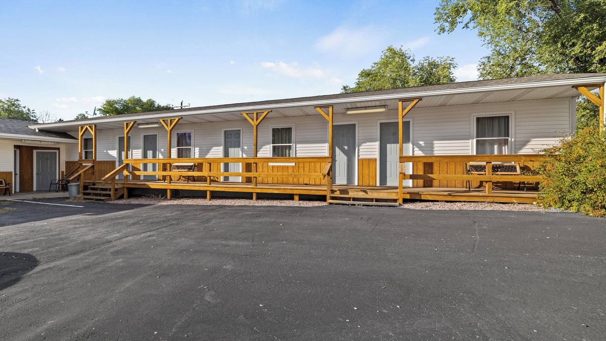Moorcroft Apartment | Studio Apartment #1 In Moorcroft Wyoming Located Near Keyhole Lake
