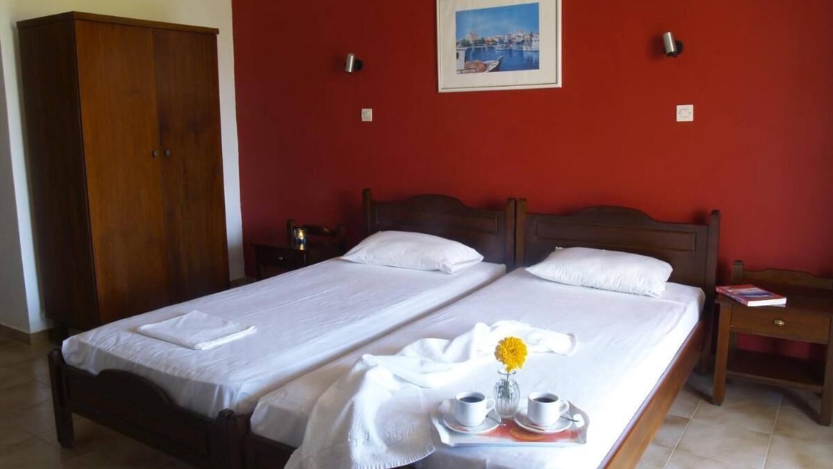 Kounopetra Apartment | Studio Apartment '1' with Sea View, Wi-Fi and Air Conditioning