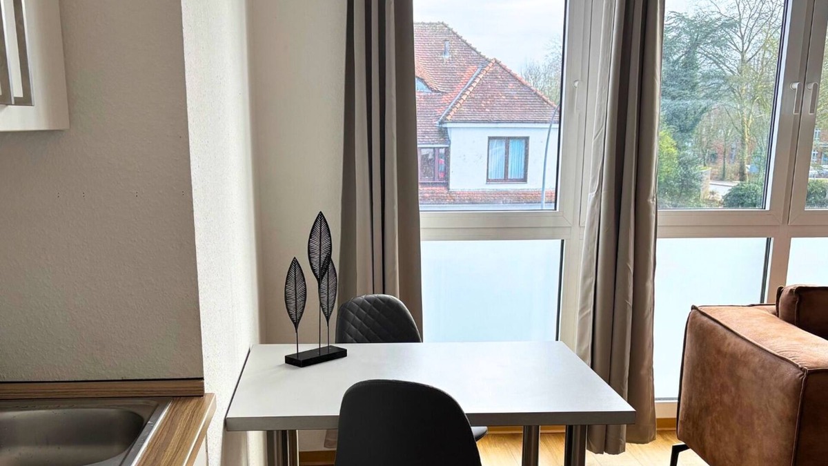 Lingen Apartment | Studio Apartment '6' with Wi-Fi