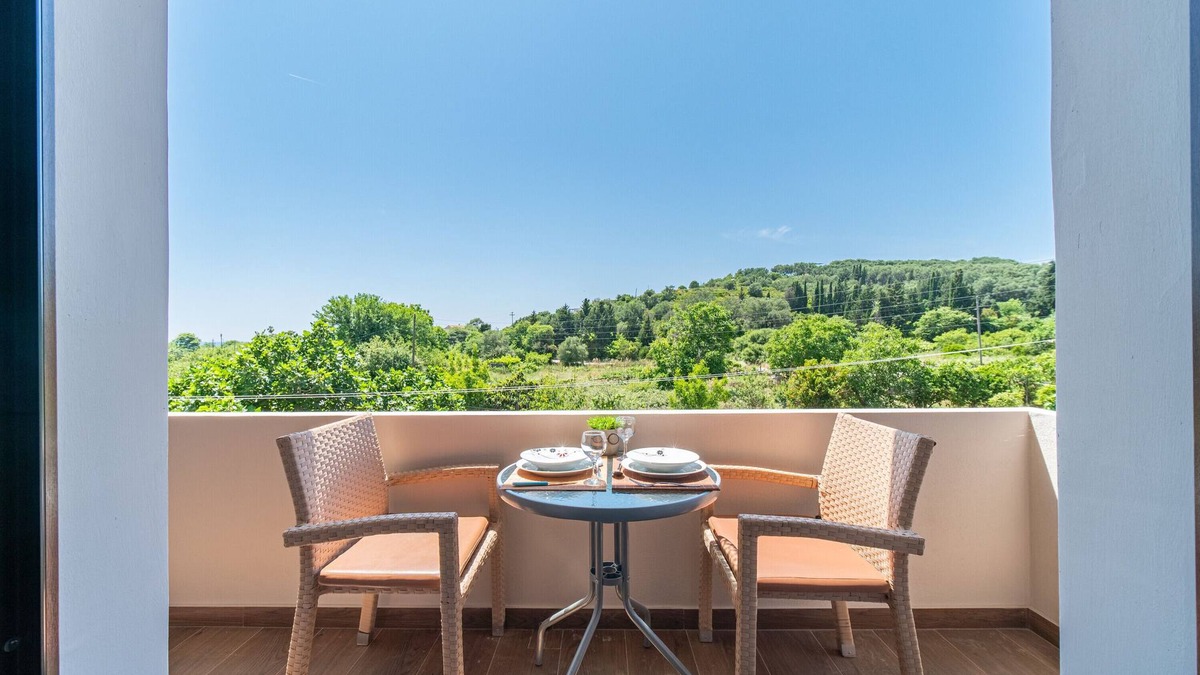 Agios Georgios Pagon Apartment | Studio Apartment "Angel's Studio 2" with Mountain View, Balcony & Wi-Fi