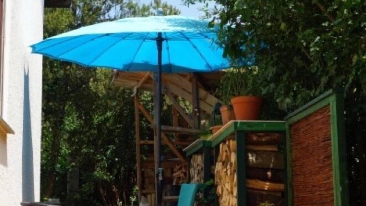 Sachsenheim Apartment | Studio Apartment 'Apartment Ronja' with Shared Garden and Wi-Fi