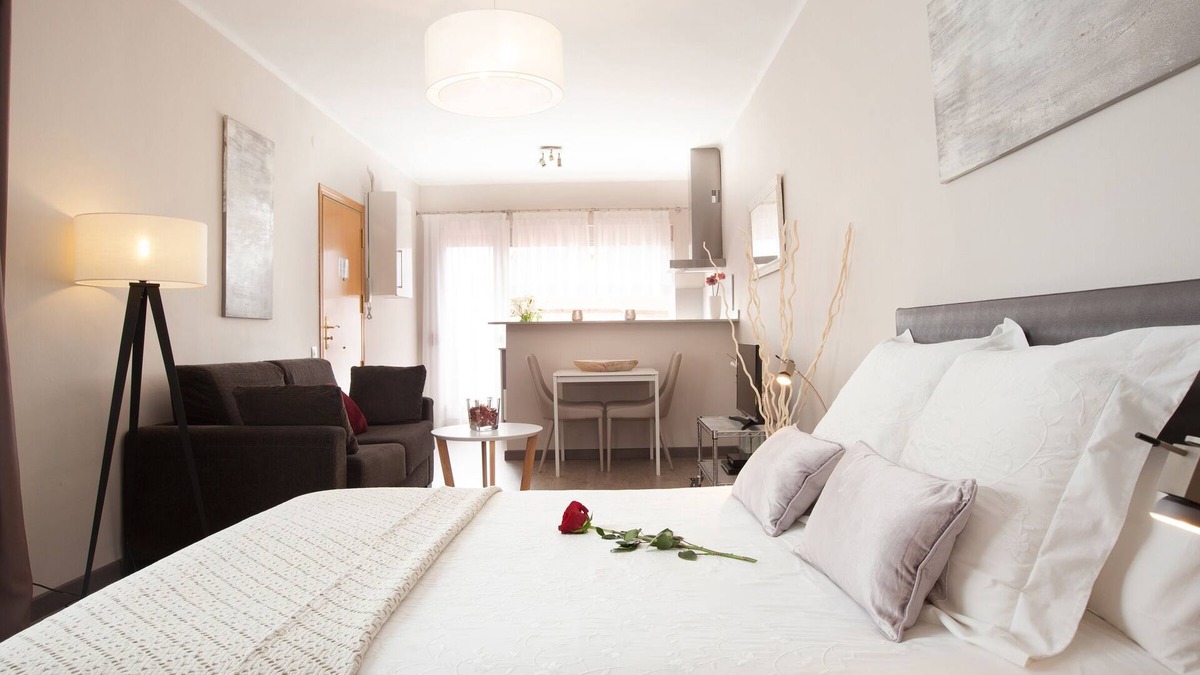 El Camp de l'Arpa del Clot Apartment | Studio apartment Barcelona with terrace