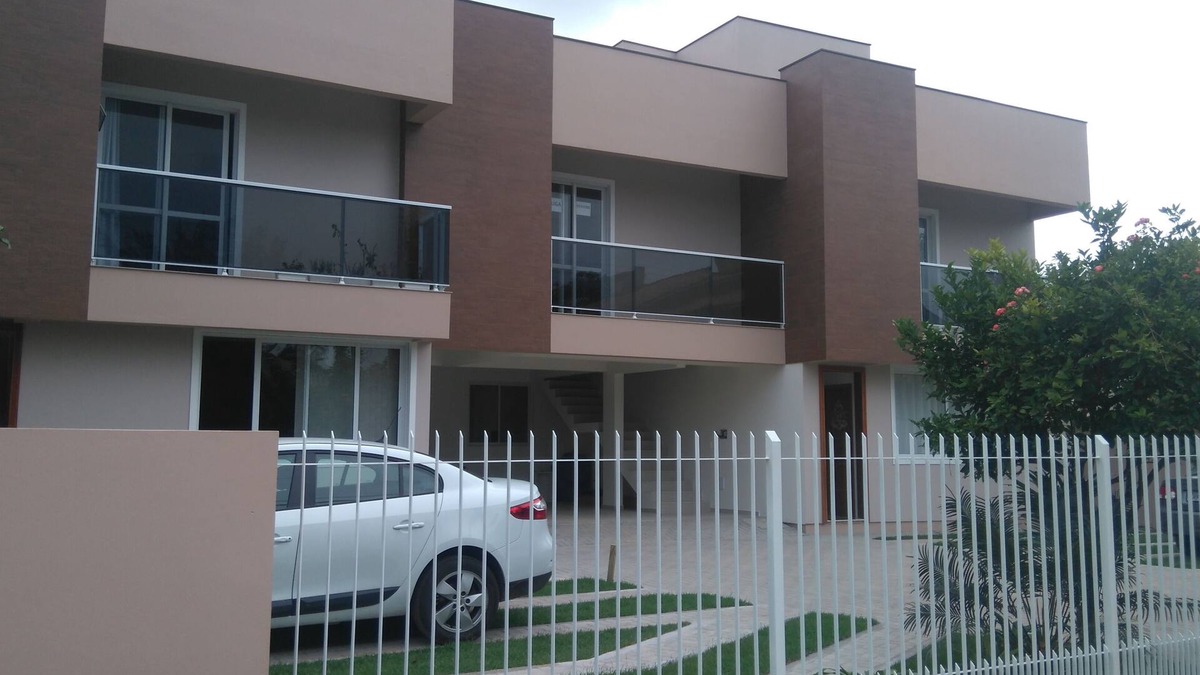 Campeche Leste Apartment | Studio Apartment in Florianopolis, 200 meters from Campeche Beach